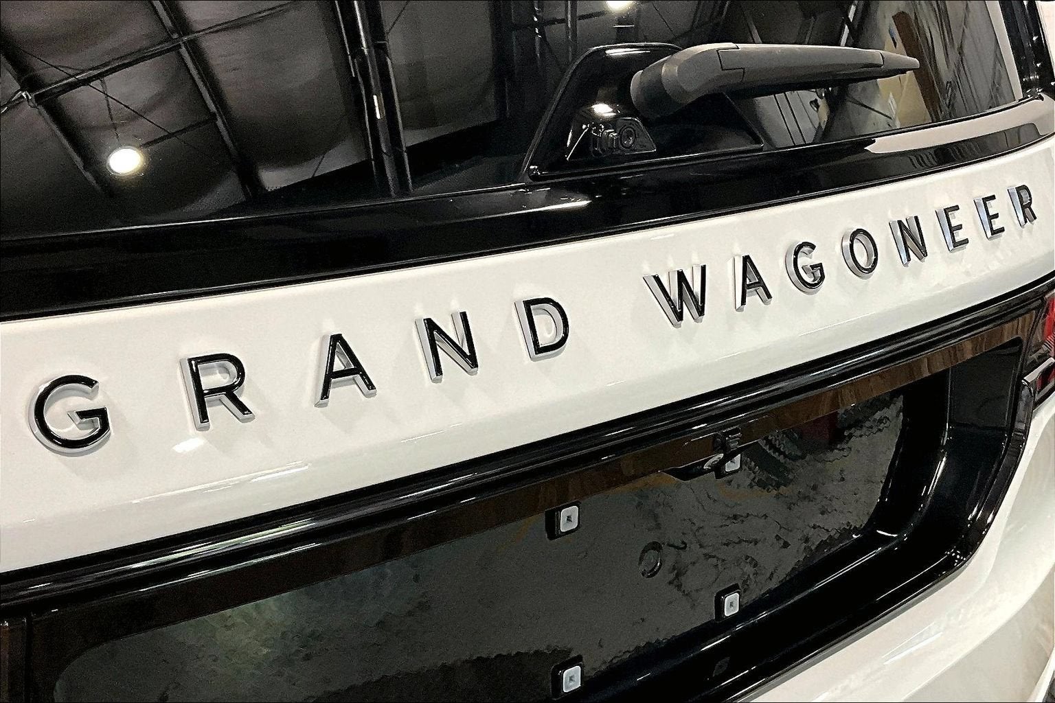 2024 Jeep Grand Wagoneer Series III Obsidian