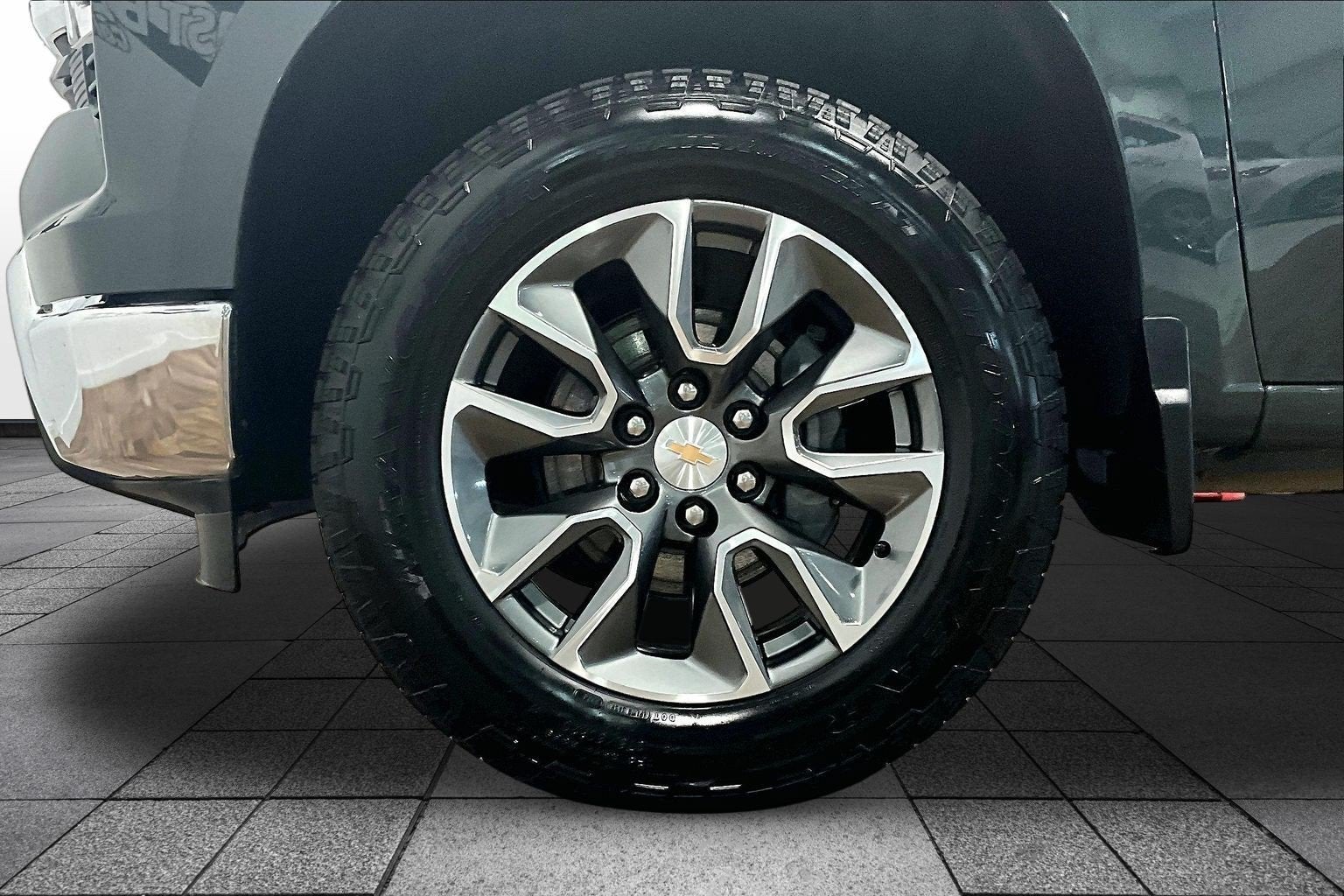 2025 Chevrolet Silverado 1500 LT (2FL)