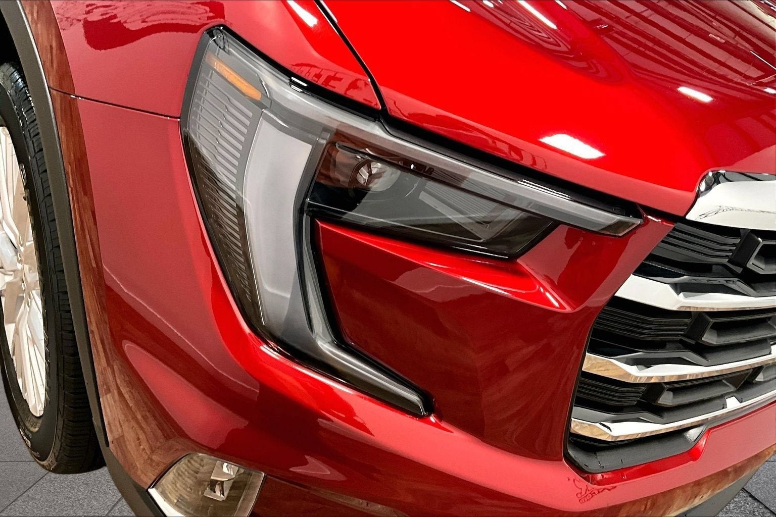 2027 GMC Acadia Elevation