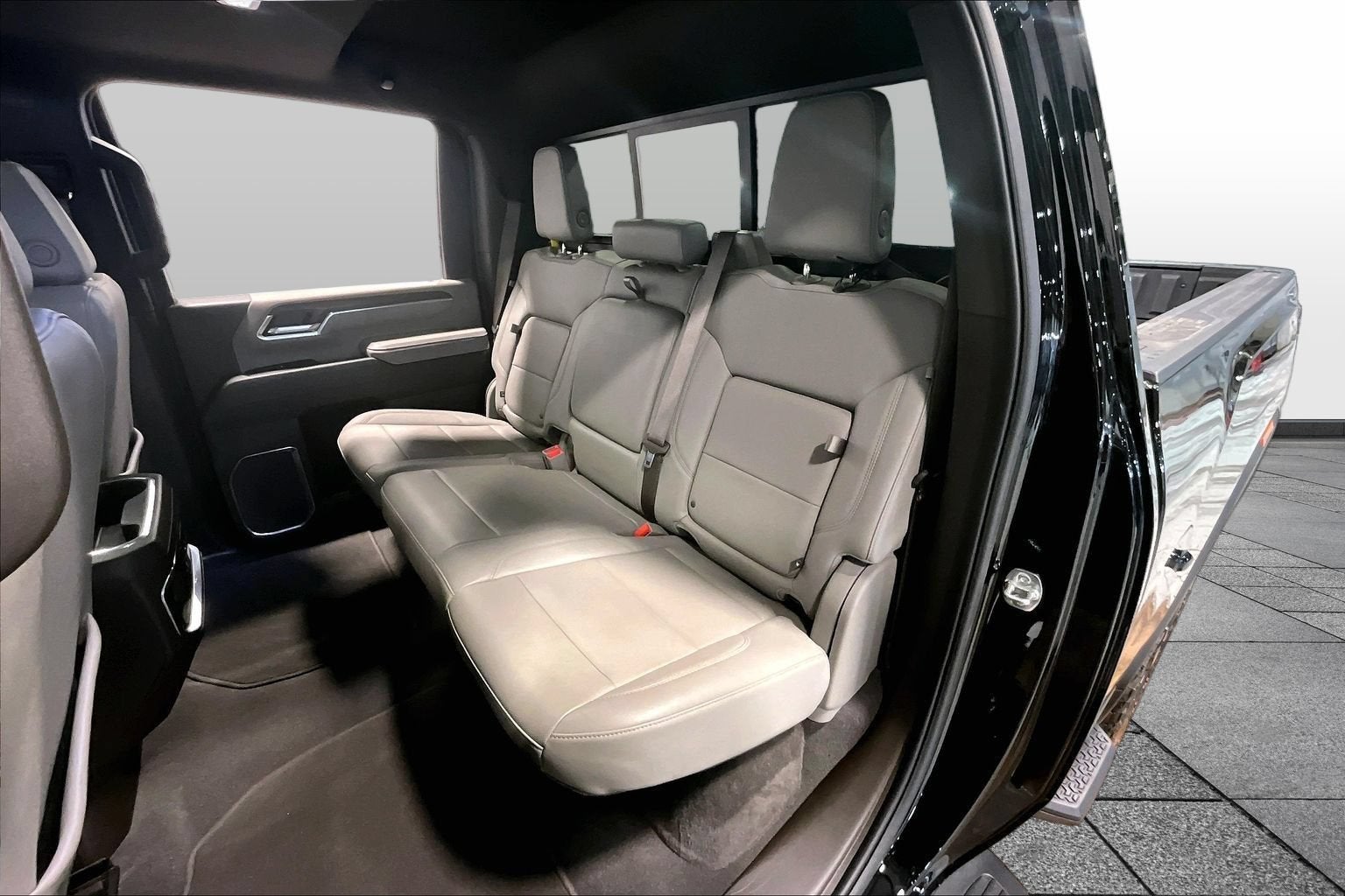 2025 GMC Sierra 3500 HD SLT