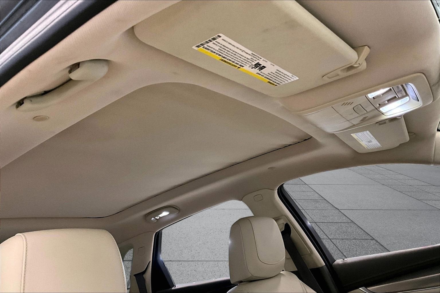2018 Cadillac XT5 Luxury AWD