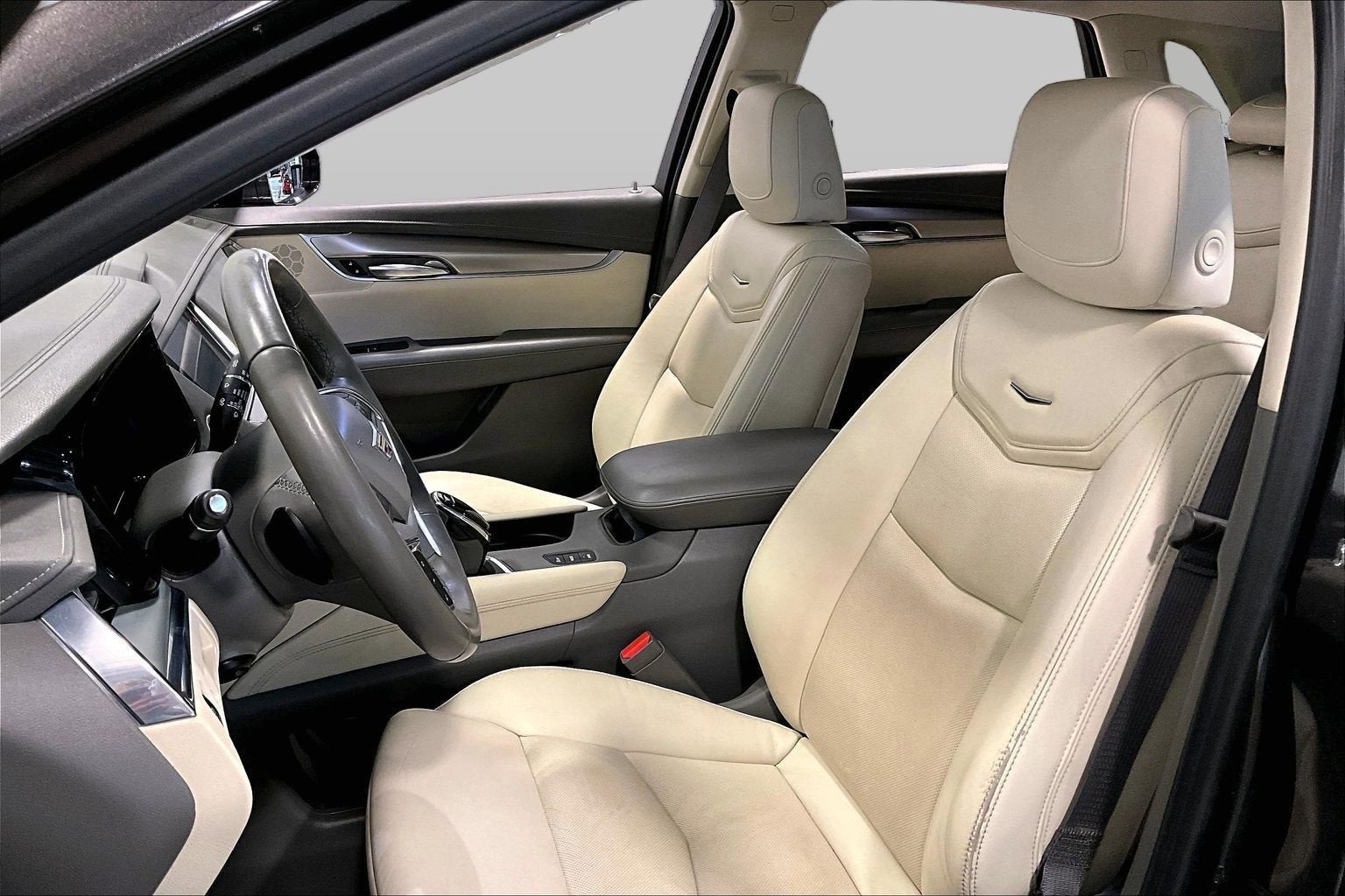 2018 Cadillac XT5 Luxury AWD