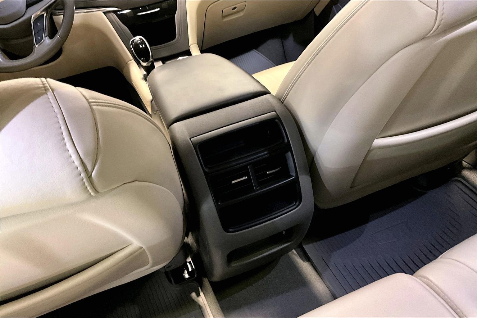 2018 Cadillac XT5 Luxury AWD