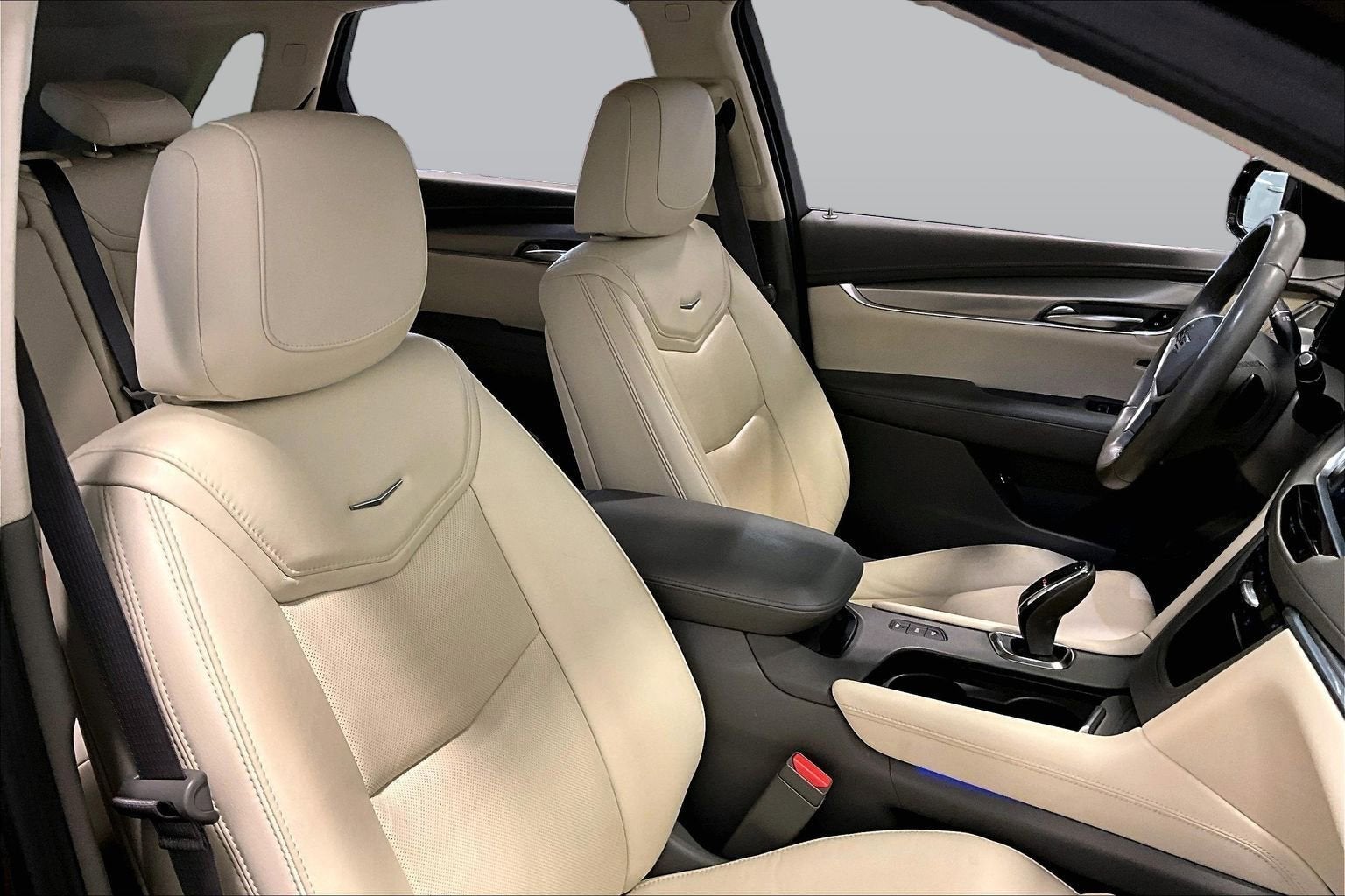 2018 Cadillac XT5 Luxury AWD