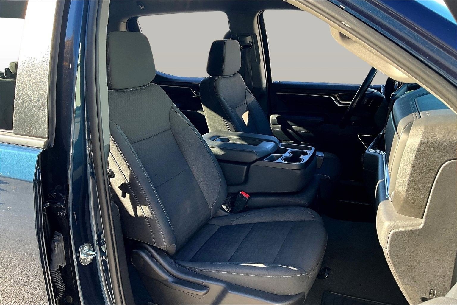 2022 Chevrolet Silverado 1500 LT (2FL)