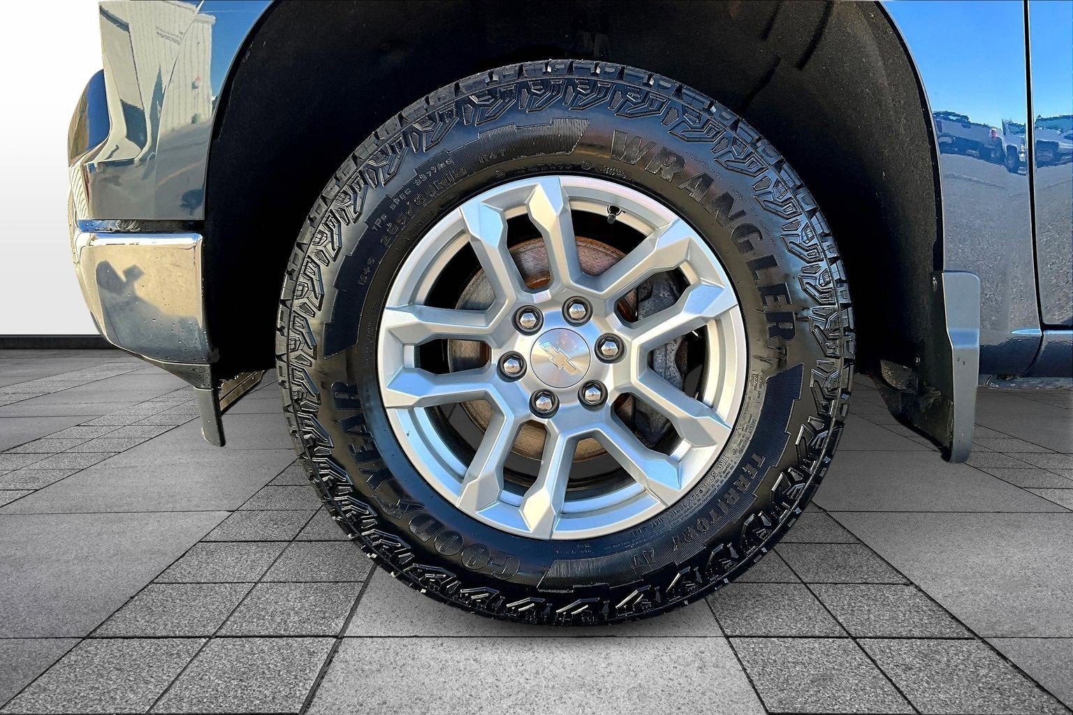 2022 Chevrolet Silverado 1500 LT (2FL)