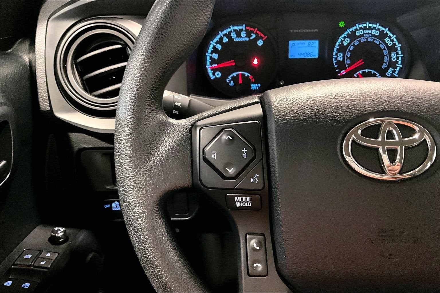 2017 Toyota Tacoma SR5