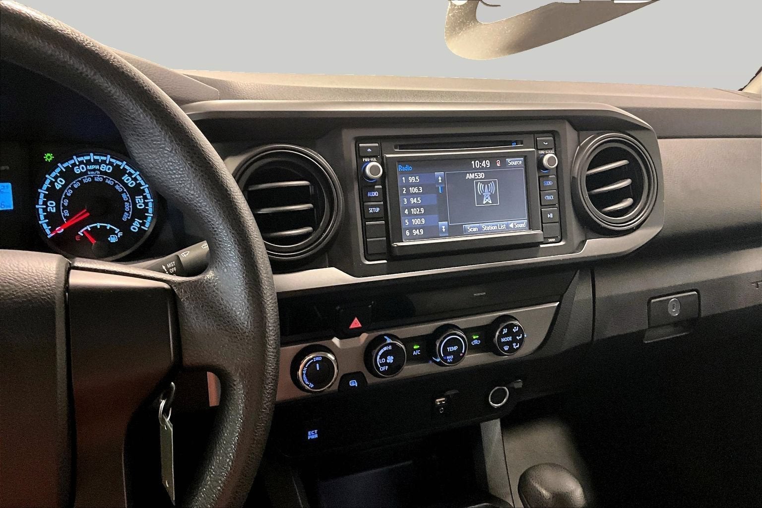 2017 Toyota Tacoma SR5