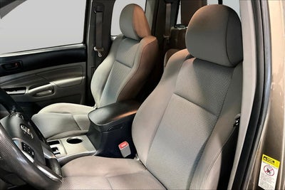 2013 Toyota Tacoma Base