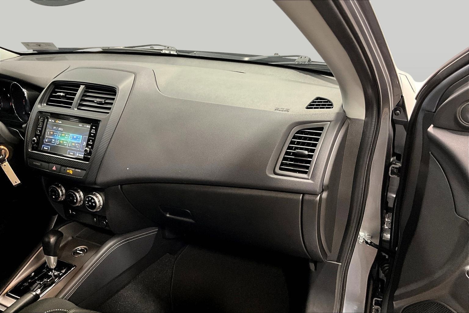 2025 Mitsubishi Outlander Sport S