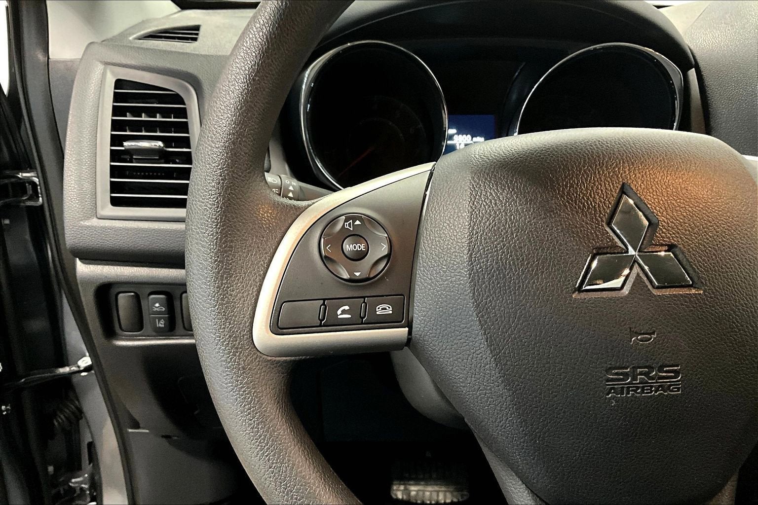 2025 Mitsubishi Outlander Sport S