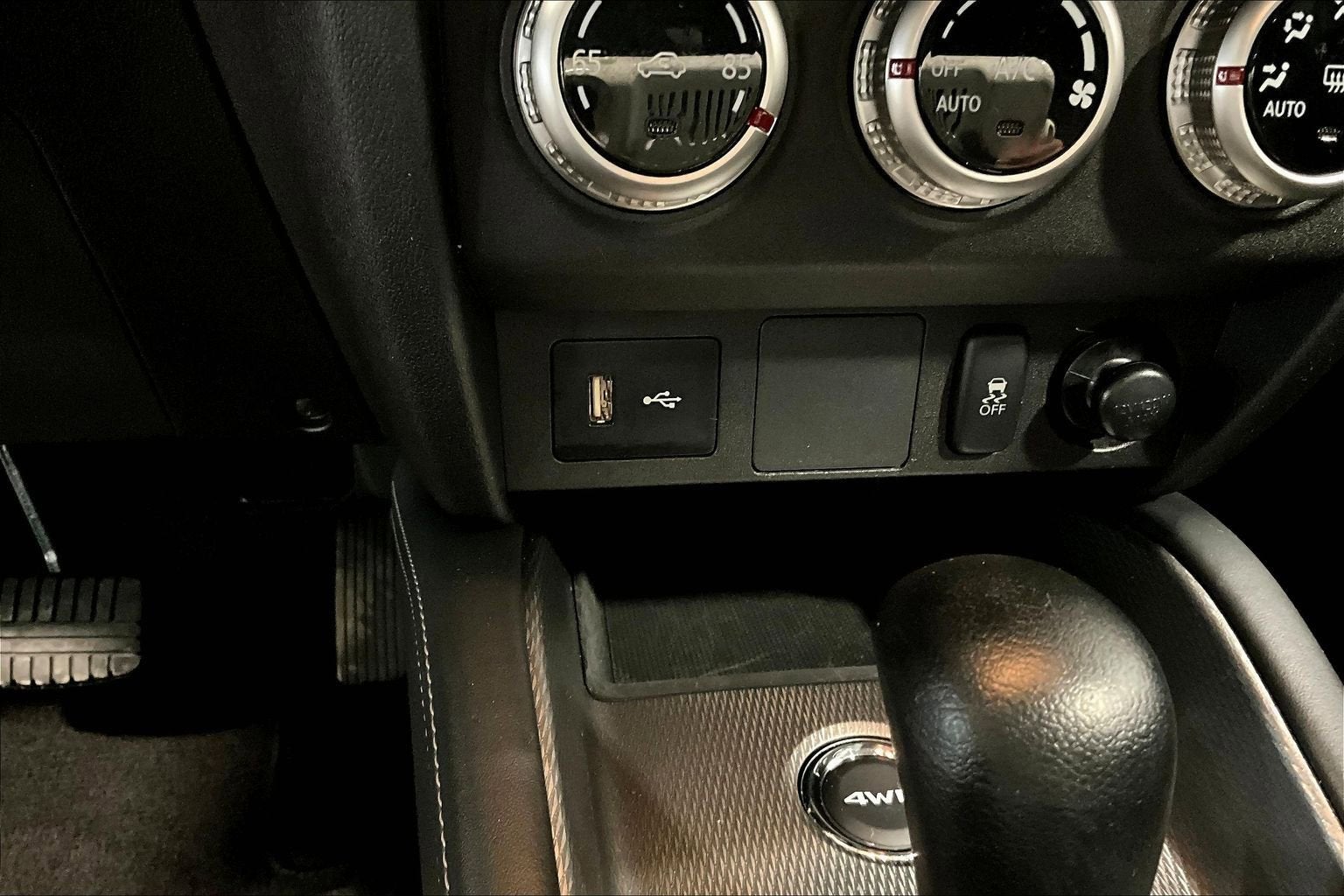 2025 Mitsubishi Outlander Sport S