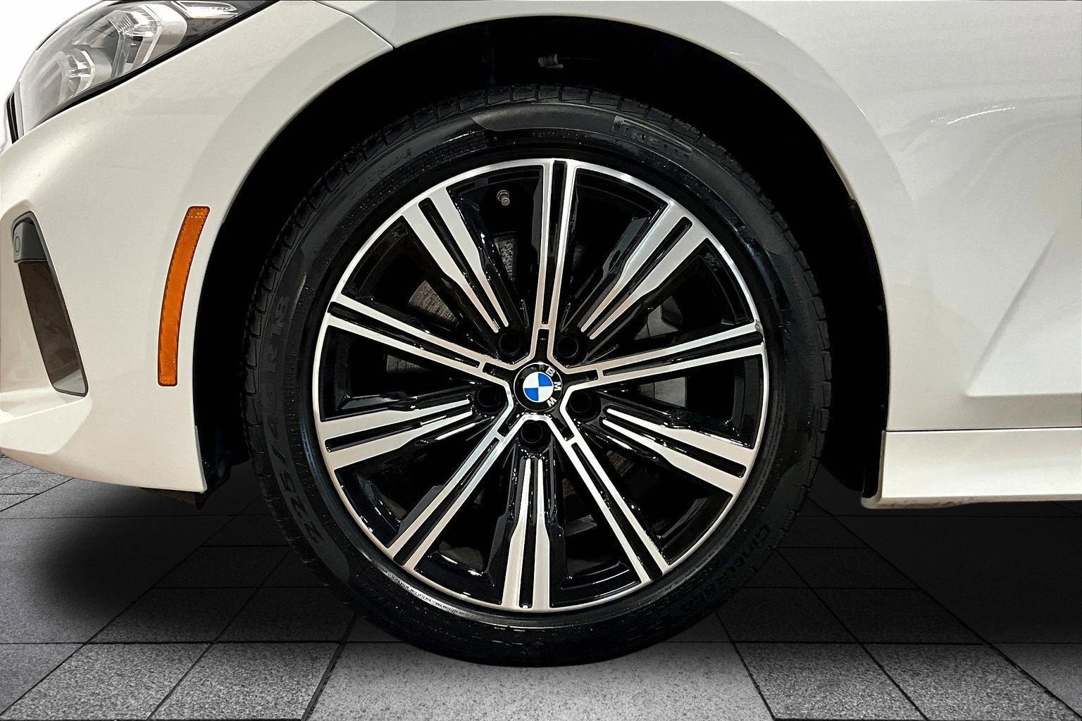 2025 BMW 3 Series 330i xDrive