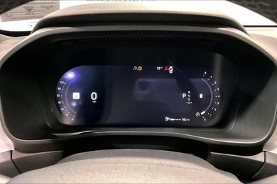 2025 Volvo XC40 Core Bright Theme