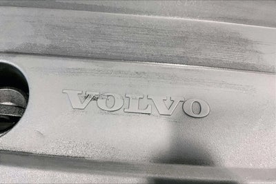 2025 Volvo XC40 Core Bright Theme