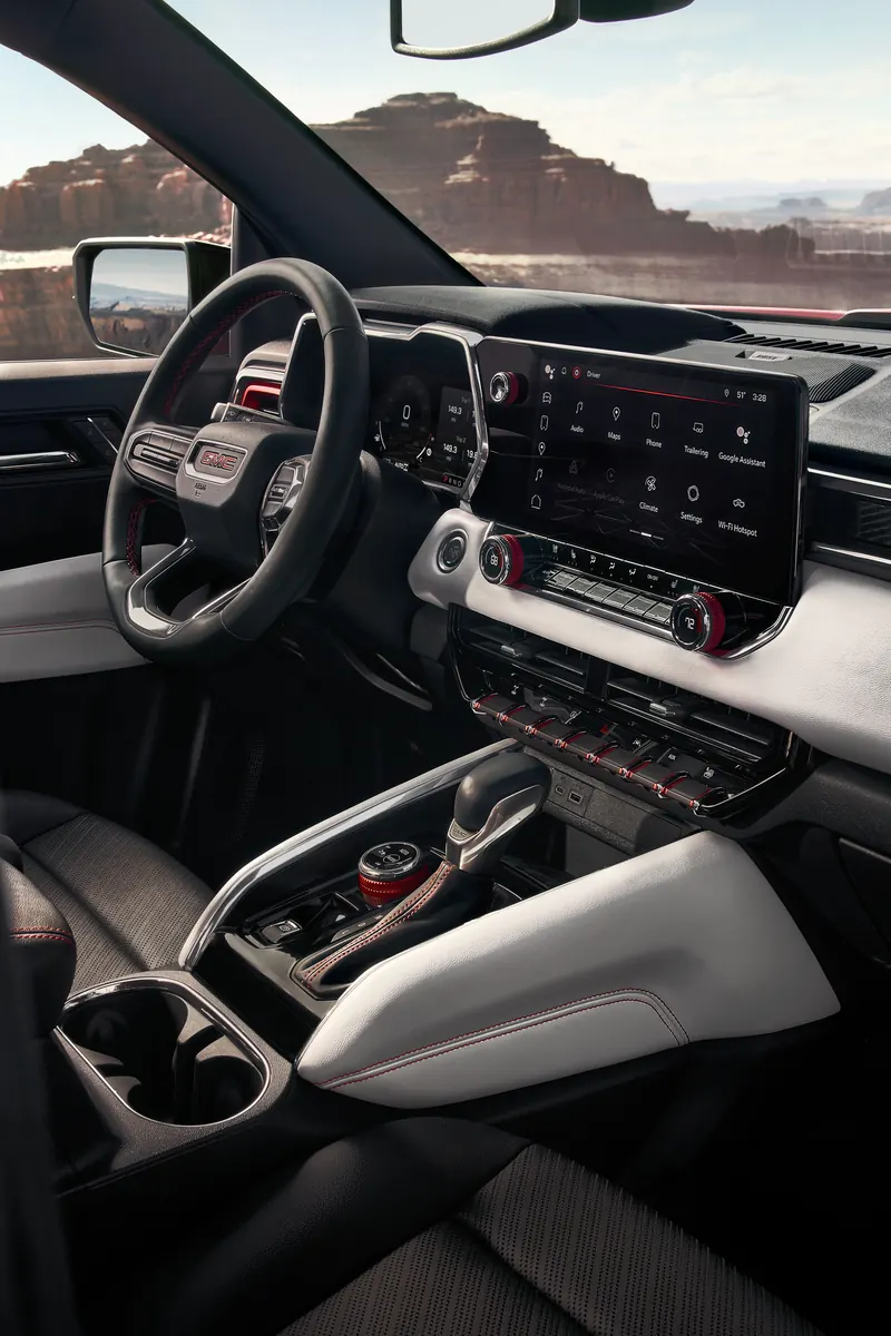 2026 GMC Canyon infotainment system at Cole GMC WV in Bluefield WV